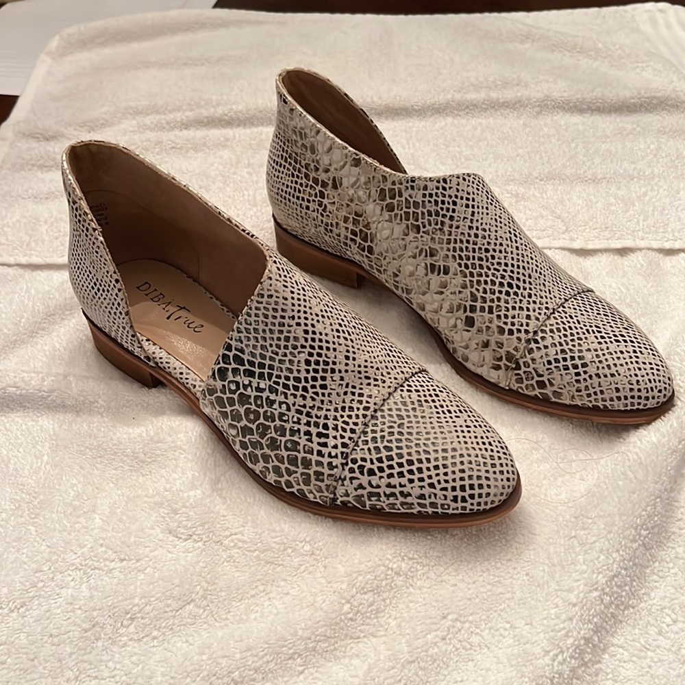 Diba True Women's Snake Print Slip-On Flats in Cream